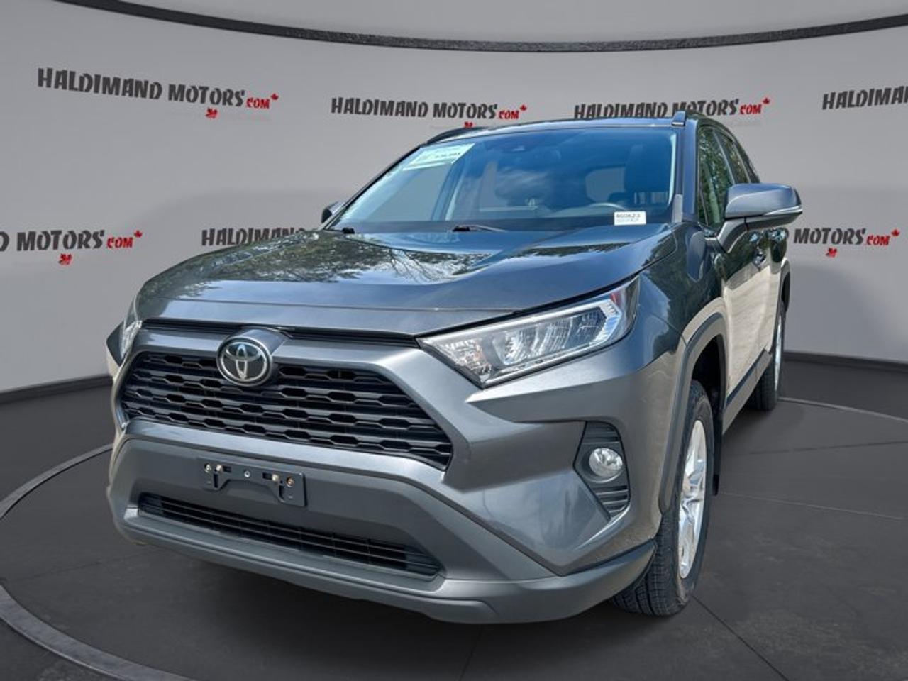 2019 Toyota RAV4 XLE AWD | No Accidents | Sunroof | Heated Steering Photo0
