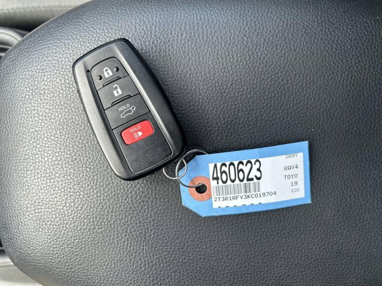 2019 Toyota RAV4 XLE AWD | No Accidents | Sunroof | Heated Steering Photo