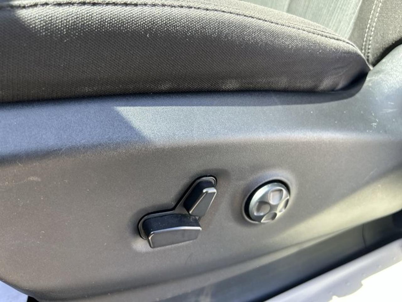 2024 Dodge Grand Caravan SXT 2WD | No Accidents | Heated Steering Wheel Photo
