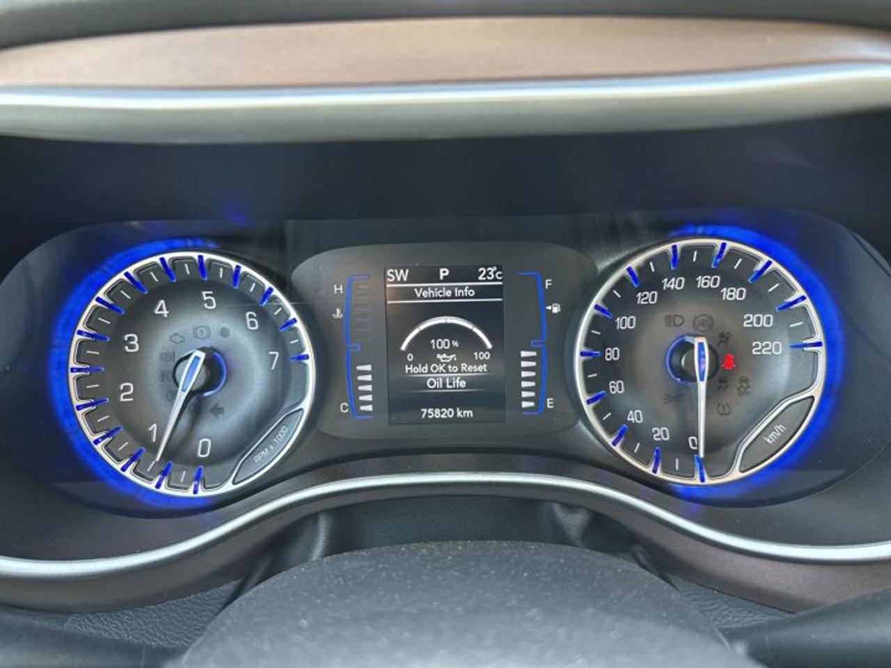 2024 Dodge Grand Caravan SXT 2WD | No Accidents | Heated Steering Wheel Photo