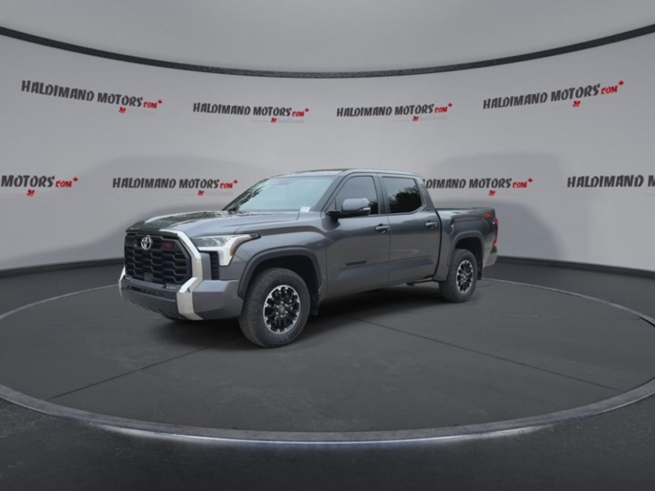 2025 Toyota Tundra SR5 Crewmax 5.5' Box 4x4 | No Accidents Photo3