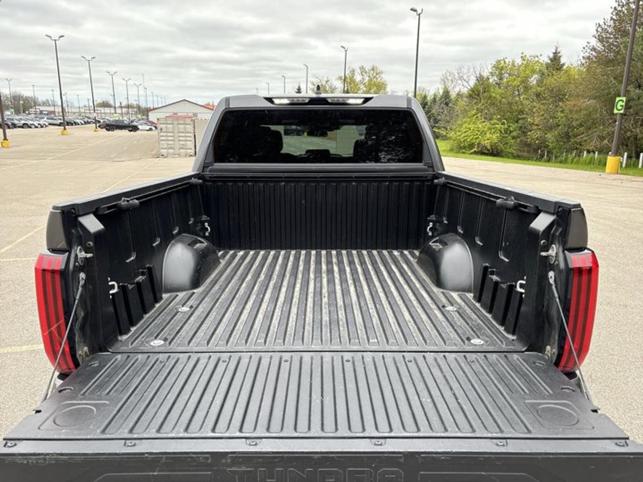 2025 Toyota Tundra SR5 Crewmax 5.5' Box 4x4 | No Accidents Photo