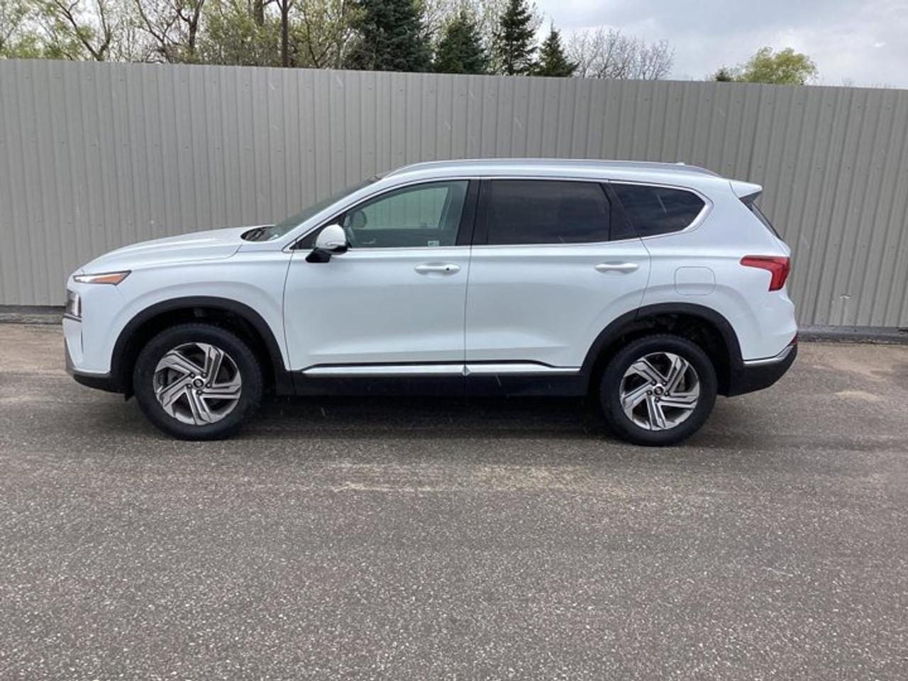 2021 Hyundai Santa Fe Preferred AWD | No Accidents | Panoramic Sunroof Photo