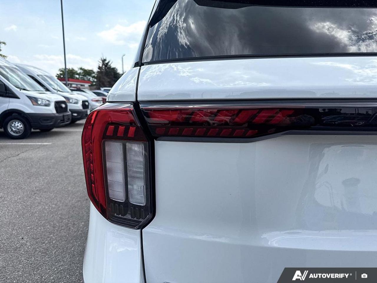 2025 Ford Explorer Platinum 600A|ULTIMATE PK|CLEAN CARFAX|$10K IN OPTIONS Photo