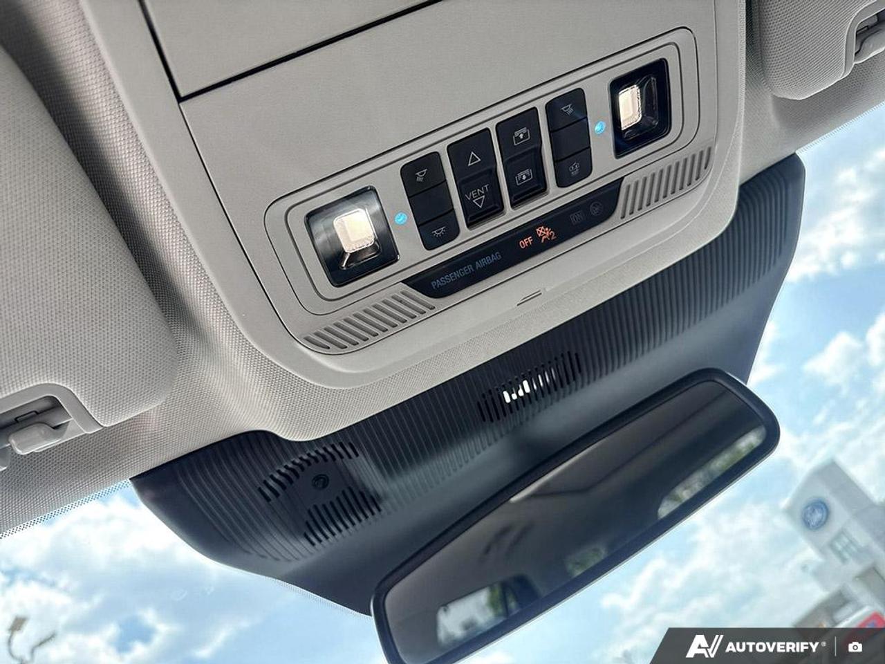 2025 Ford Explorer Platinum 600A|ULTIMATE PK|CLEAN CARFAX|$10K IN OPTIONS Photo