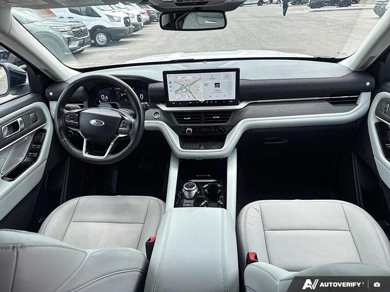 2025 Ford Explorer Platinum 600A|ULTIMATE PK|CLEAN CARFAX|$10K IN OPTIONS Photo