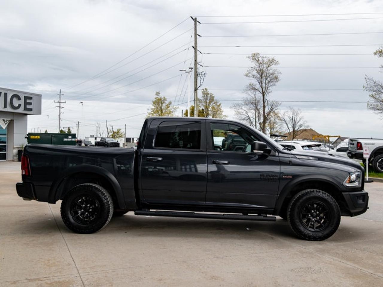 2021 RAM 1500 Classic WARLOCK Photo