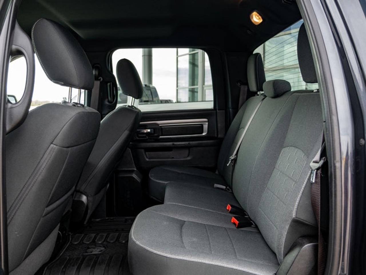 2021 RAM 1500 Classic WARLOCK Photo