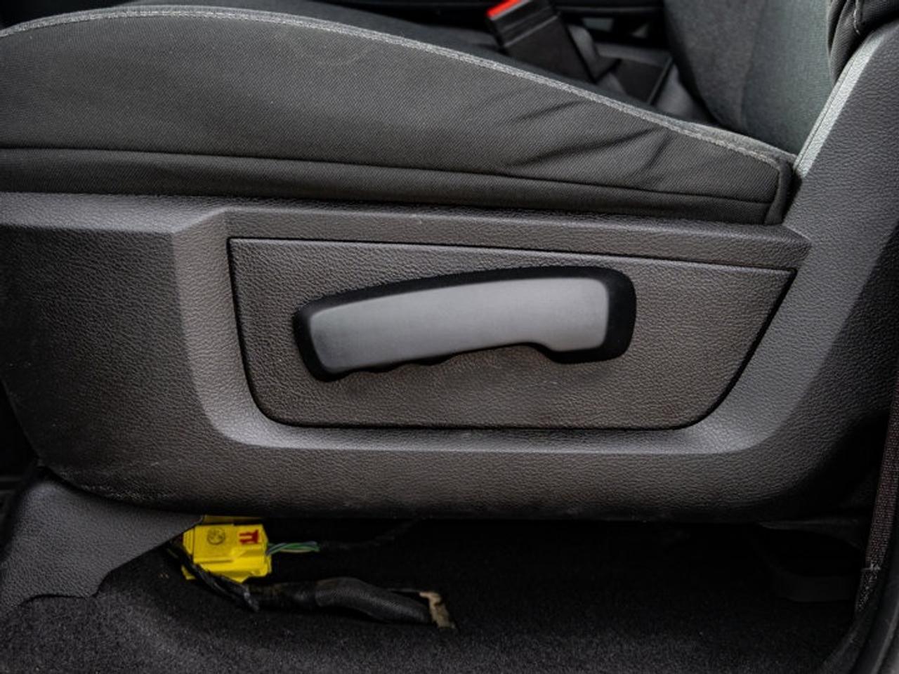 2021 RAM 1500 Classic WARLOCK Photo