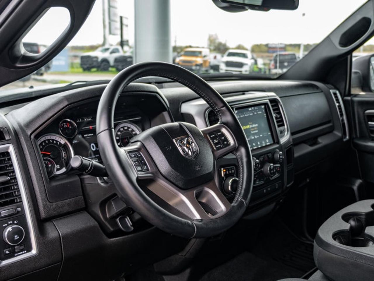 2021 RAM 1500 Classic WARLOCK Photo