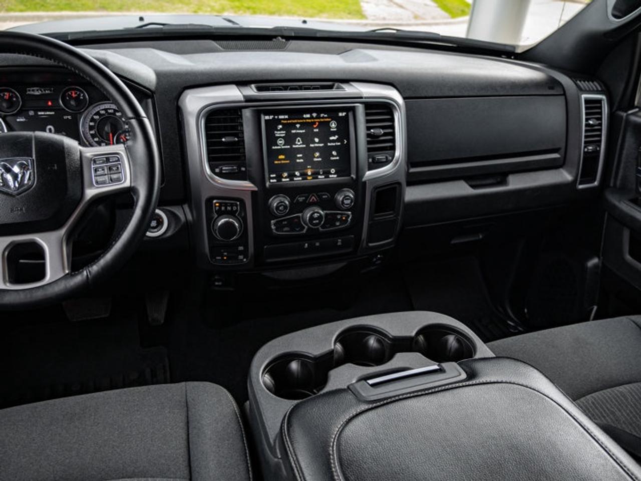 2021 RAM 1500 Classic WARLOCK Photo
