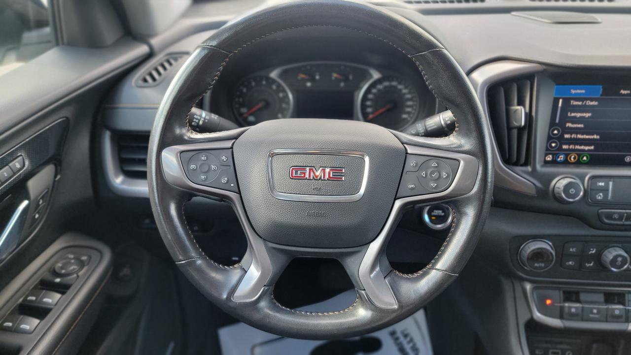 2022 GMC Terrain AT4 Photo