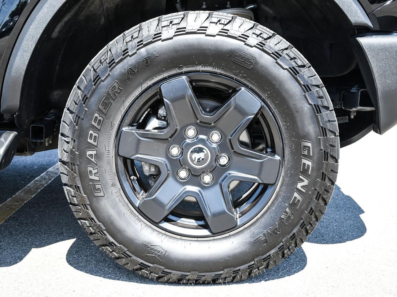 2025 Ford Bronco 2025 Ford Bronco - Big Bend | Hard Top | Black Pkg | Stock #LK00845T Photo