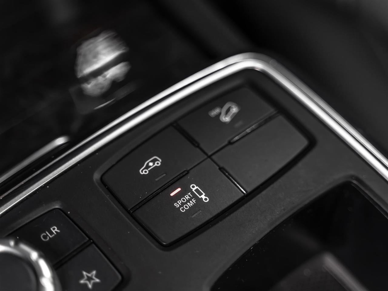 2015 Mercedes-Benz ML 320 ML 350 BlueTEC|AMG Package|Diesel|Air Ride Suspension|360cam Photo