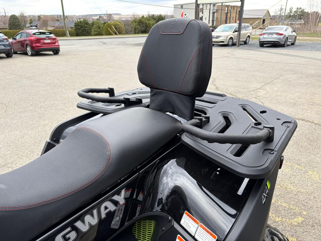 2026 Segway Snarler 600 2 Seat Black & Neon Green - Photo #5