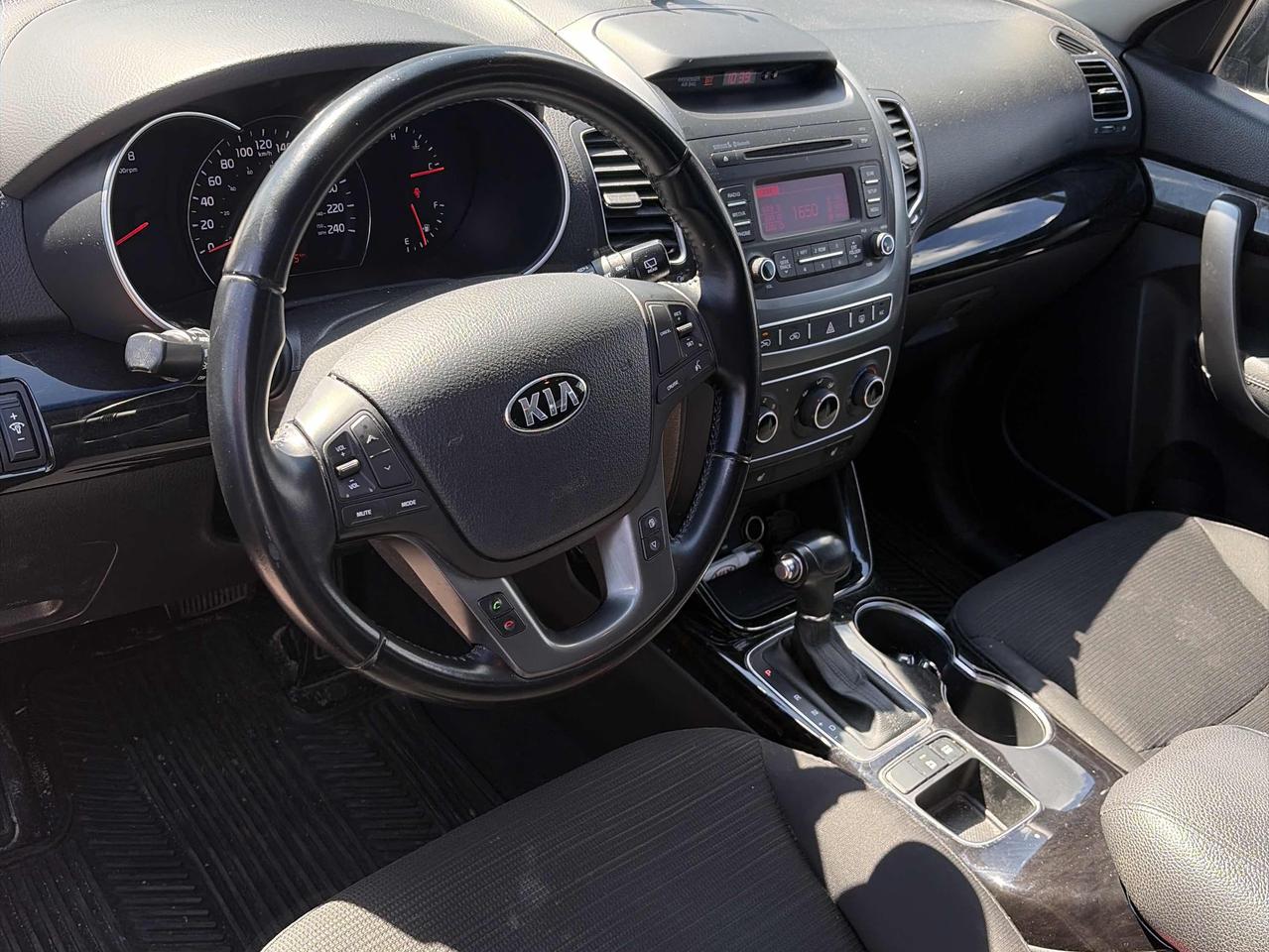 2015 Kia Sorento LX - ONE OWNER VEHICLE Photo