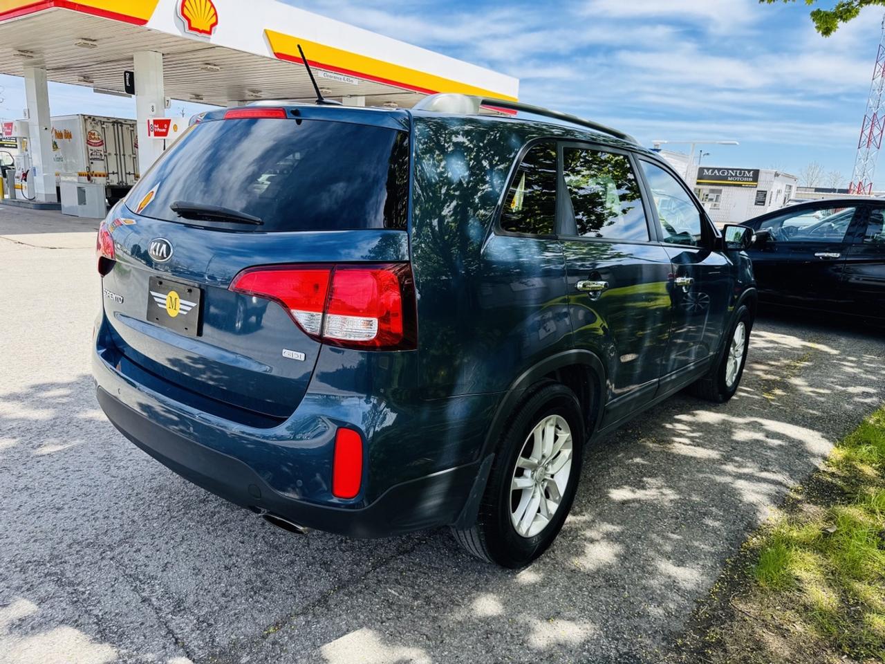 2015 Kia Sorento LX - ONE OWNER VEHICLE Photo4