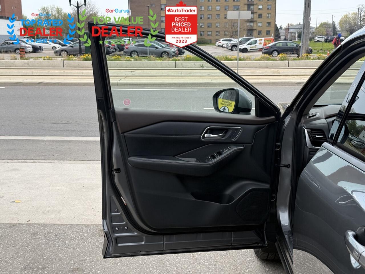 2022 Nissan Rogue PLATINUM | HUD | BOSE | 360 CAMERA Photo