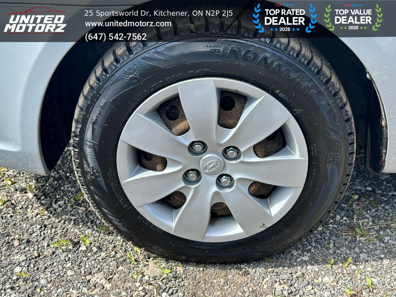 2011 Hyundai Accent SE~24 SERVICE RECORDS~ Photo