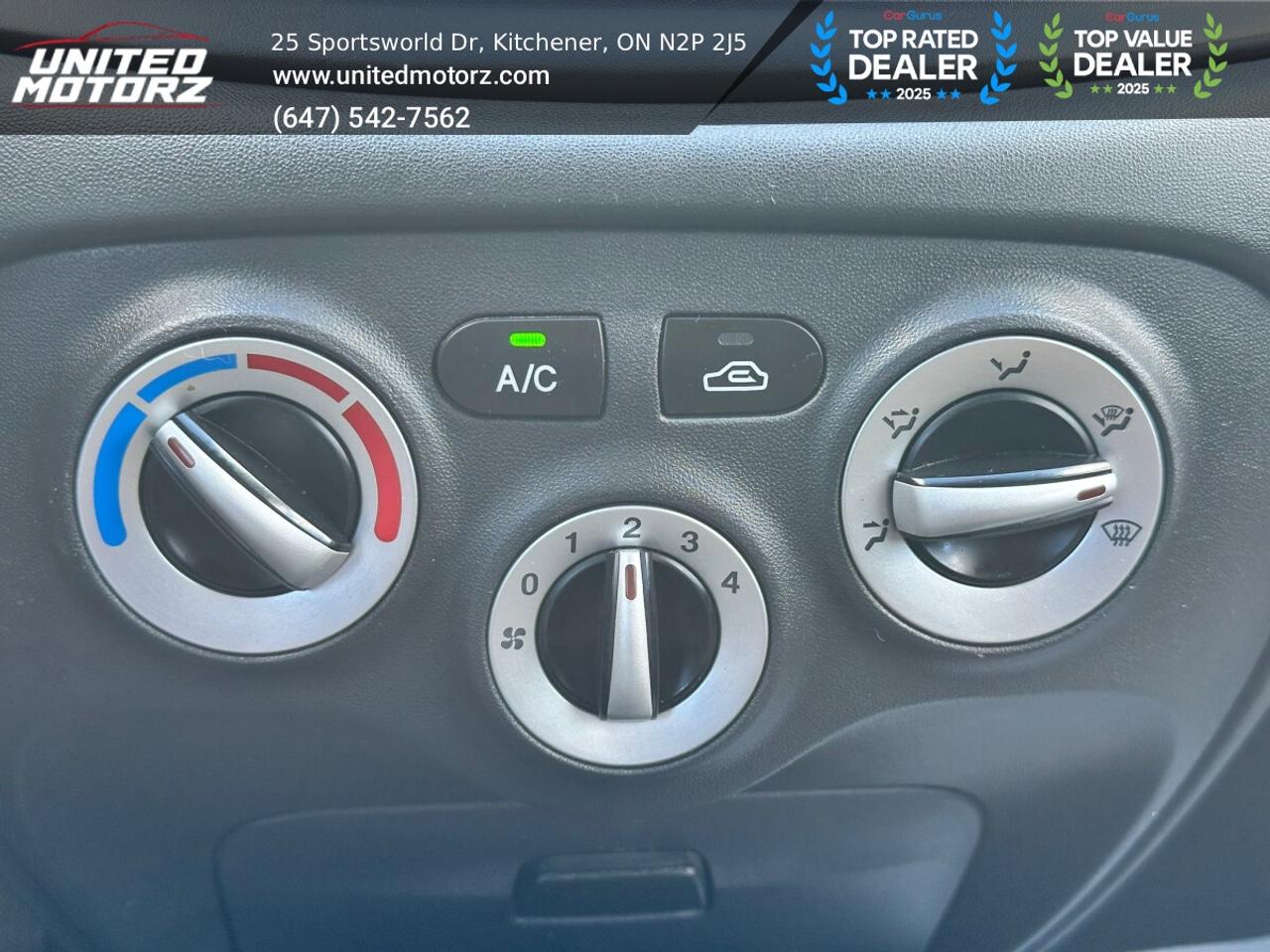 2011 Hyundai Accent SE~24 SERVICE RECORDS~ Photo