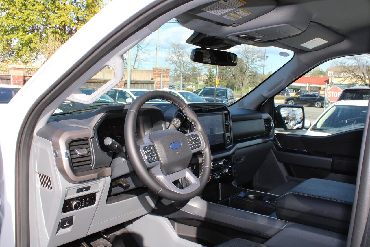 2025 Ford F-150 XLT 4WD SuperCrew 6.5' Box Photo