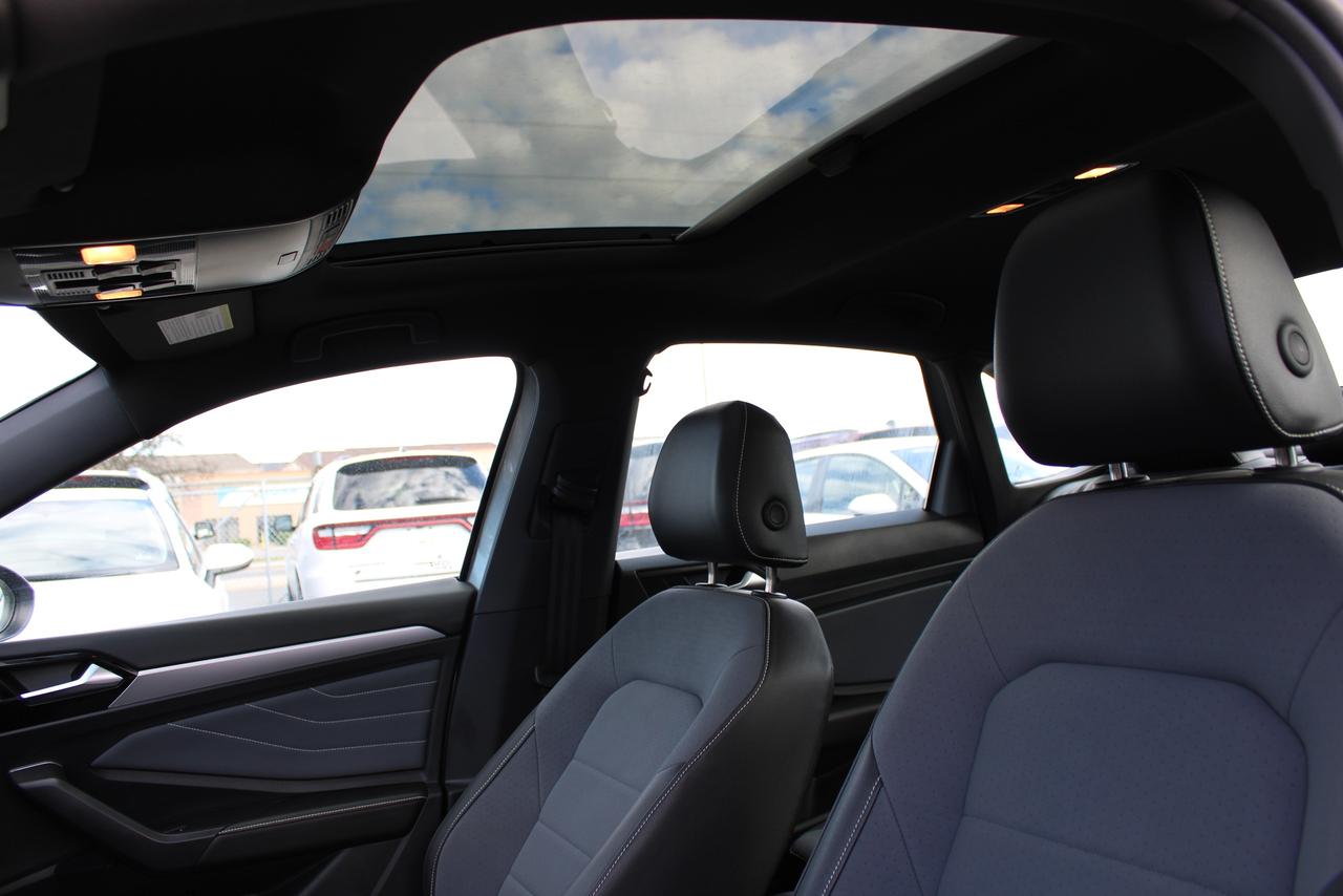 2025 Volkswagen Jetta Comfortline AUTO Photo