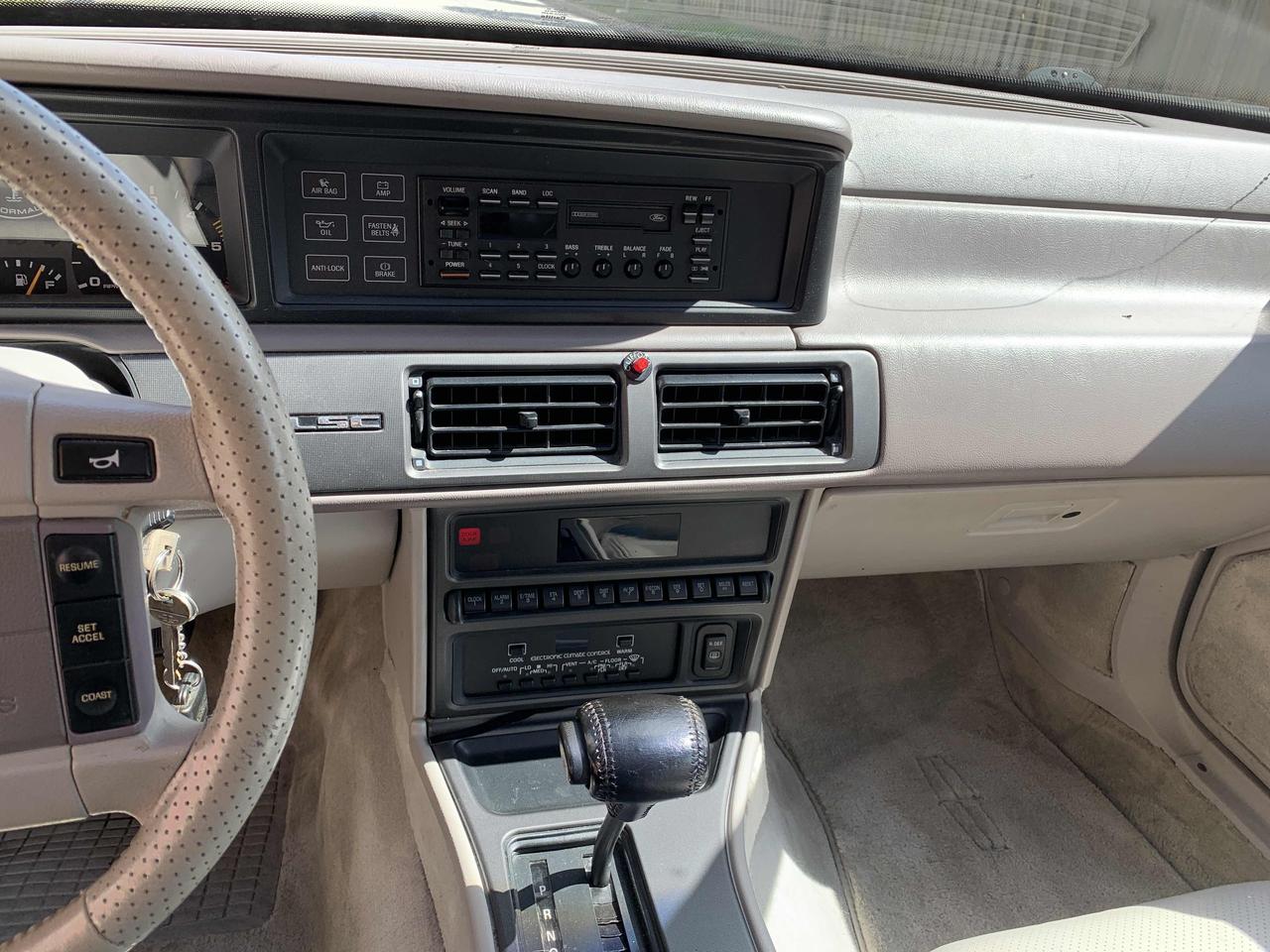 1991 Lincoln Mark VII LSC/ V8 / SUPER RARE/ LEATHER / ROOF / RUNS GREAT Photo