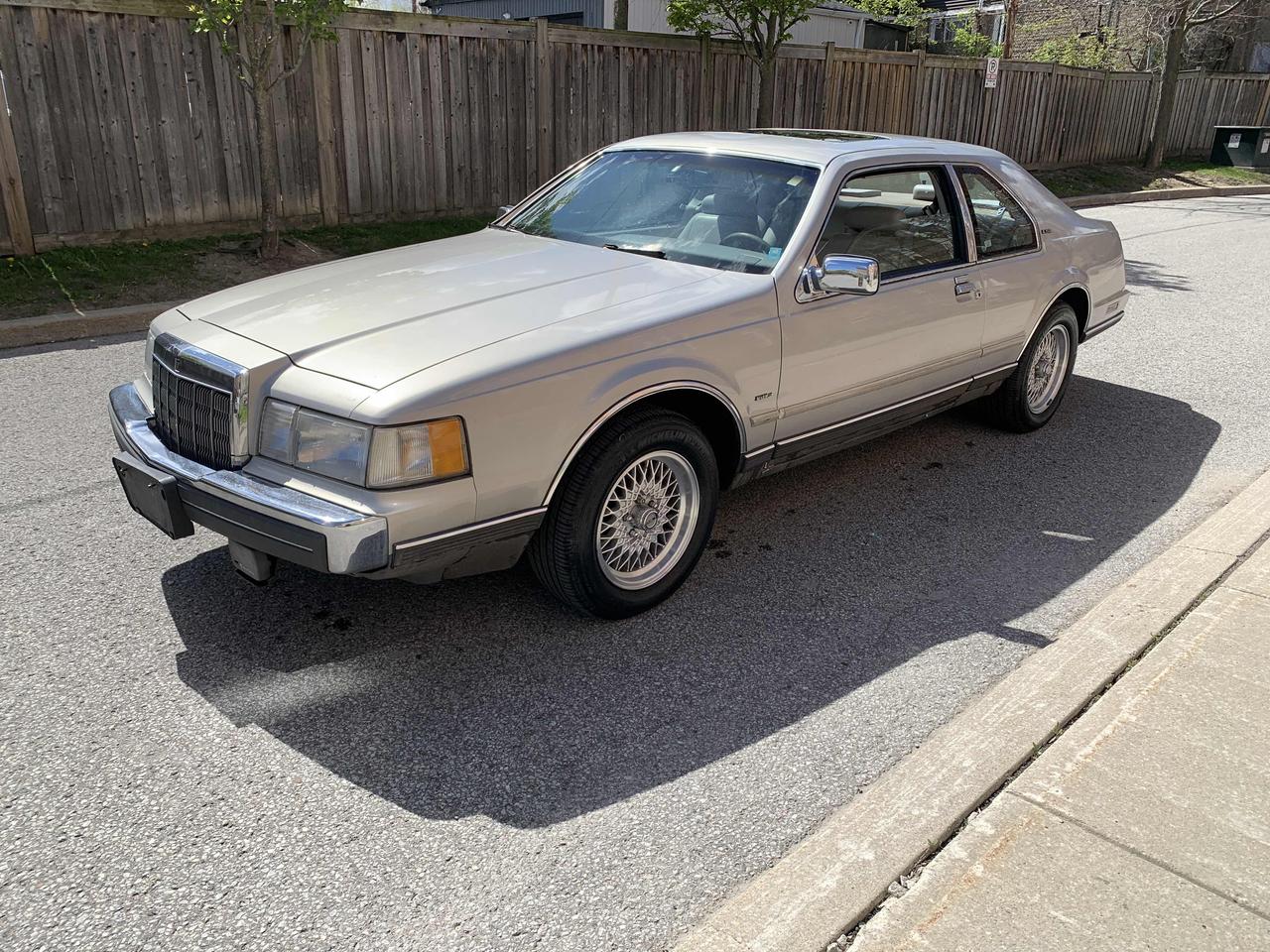 1991 Lincoln Mark VII LSC/ V8 / SUPER RARE/ LEATHER / ROOF / RUNS GREAT Photo