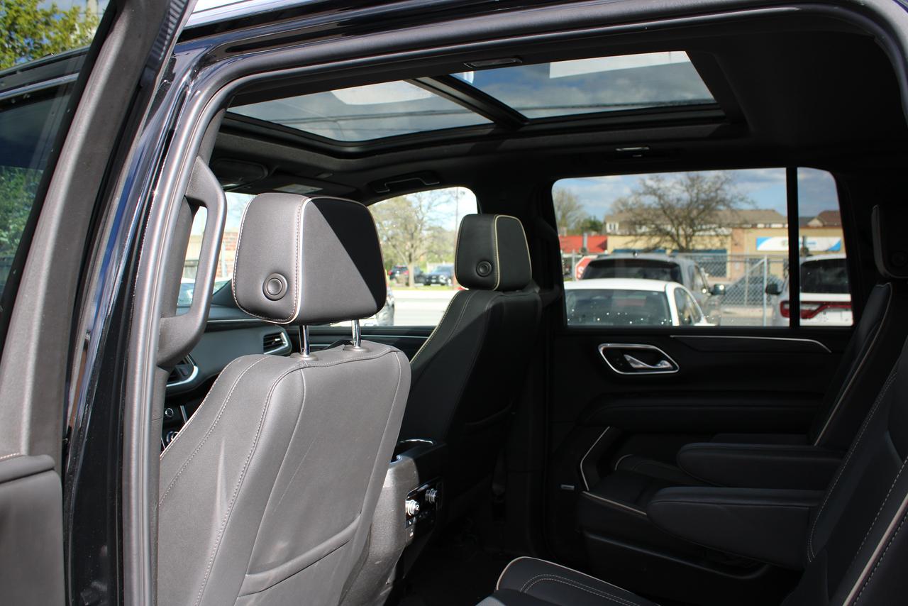 2024 GMC Yukon XL 4WD 4dr SLT Photo