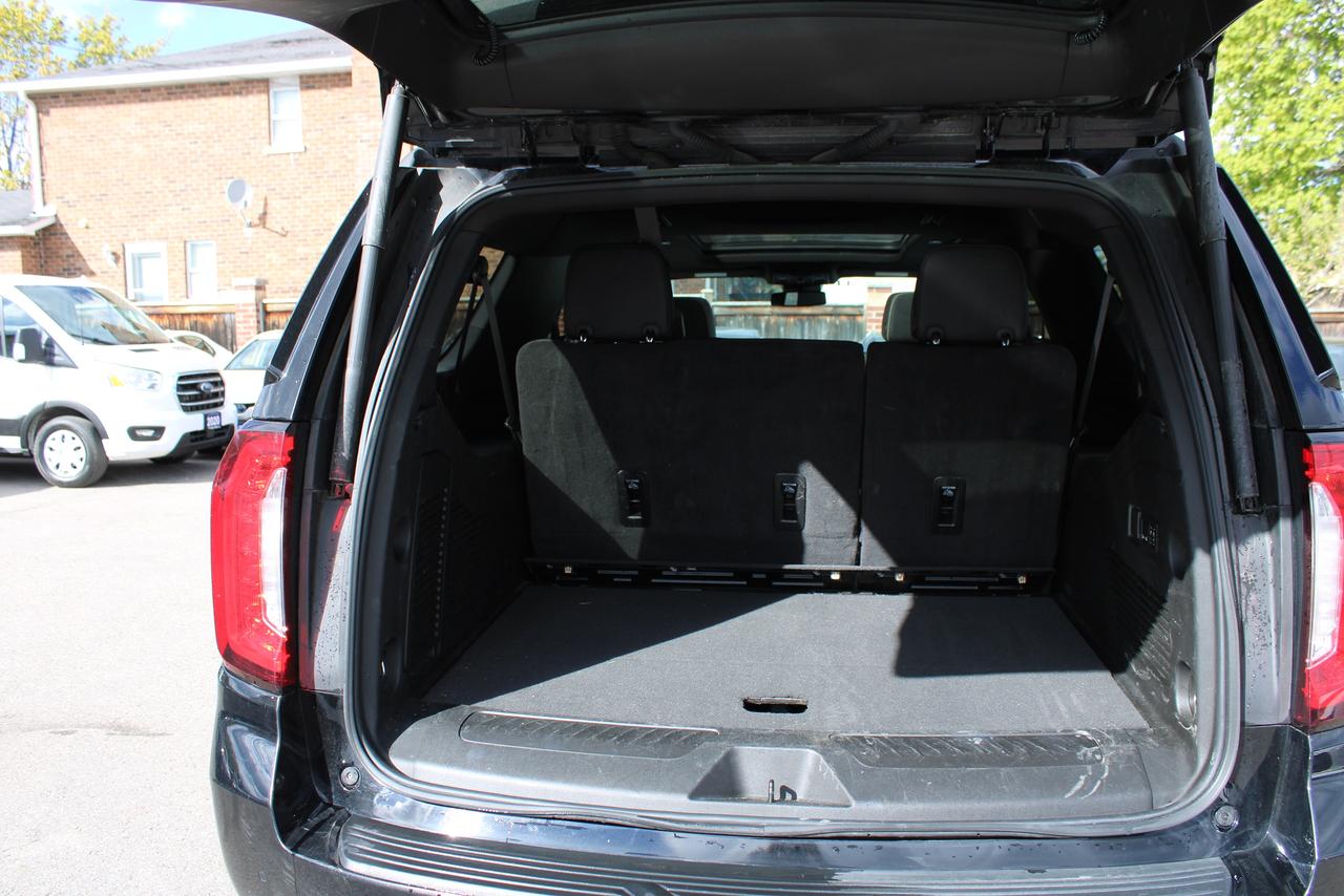 2024 GMC Yukon XL 4WD 4dr SLT Photo