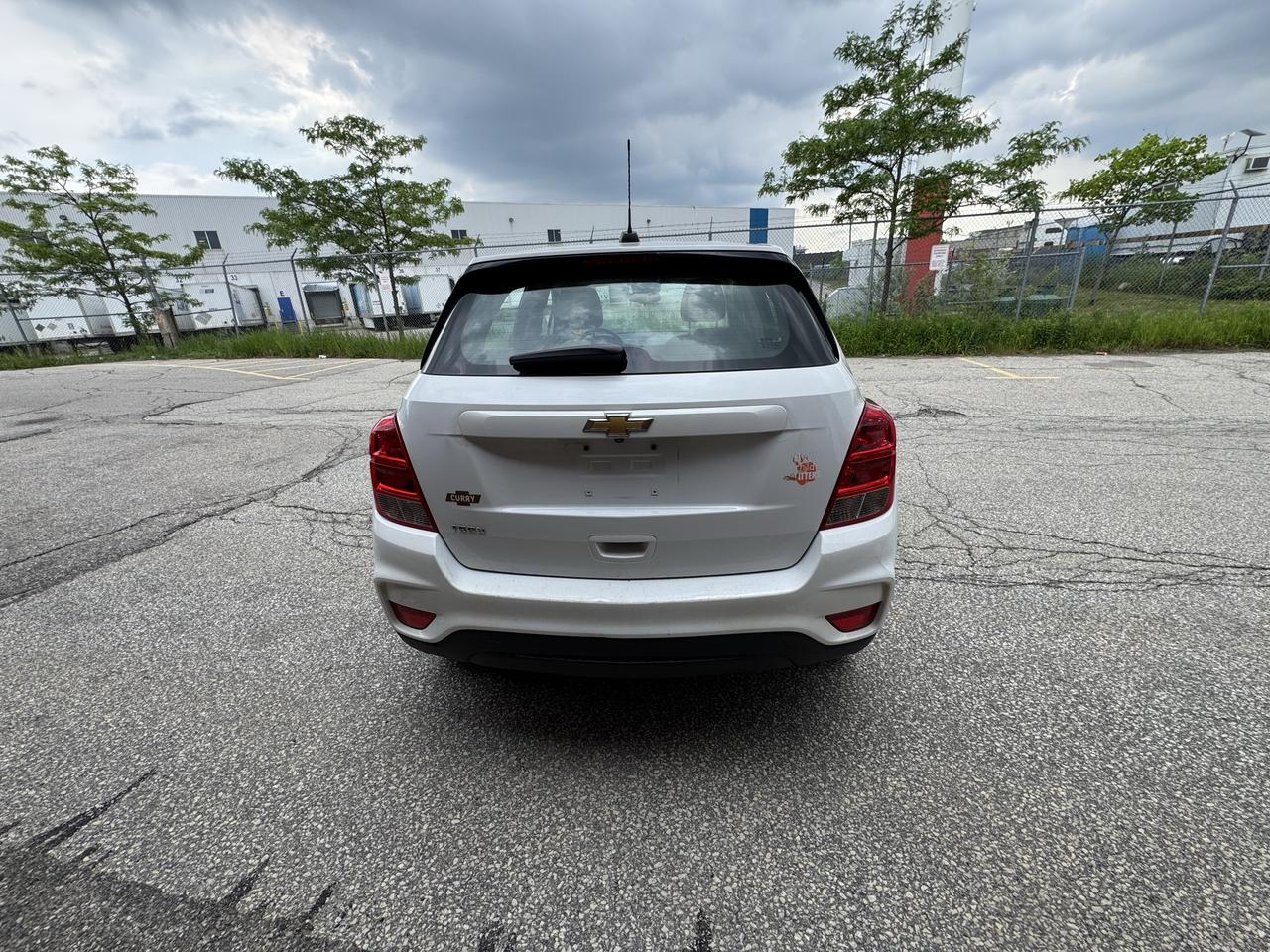 2017 Chevrolet Trax LS Photo