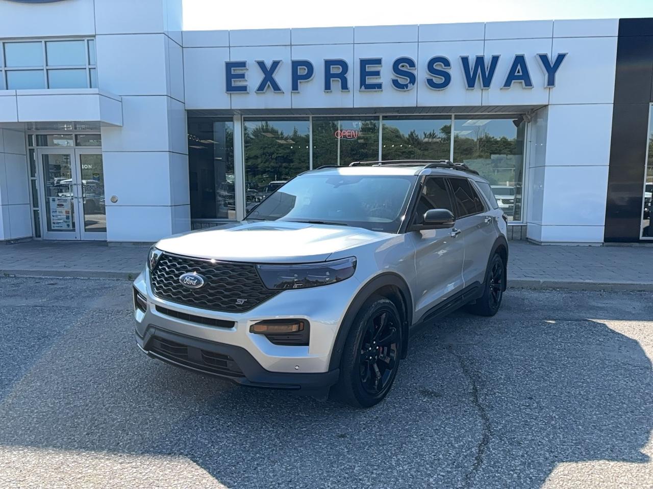 2021 Ford Explorer ST, PREMIUM TECH PACK AND STREET PACK AND SUNROOF! Photo0
