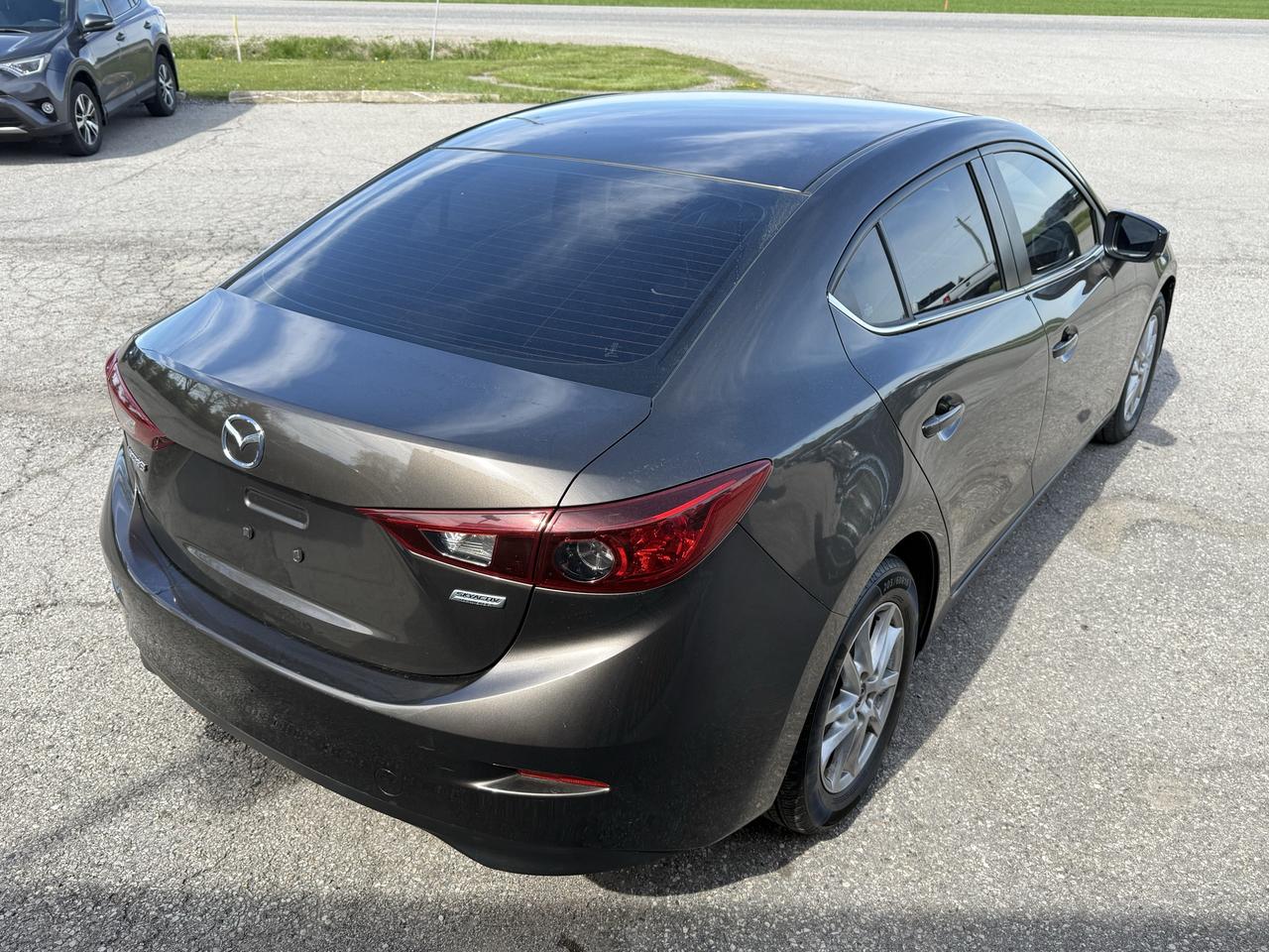 2017 Mazda MAZDA3 GS | Navigation | Backup Camera | Heated Seats Photo