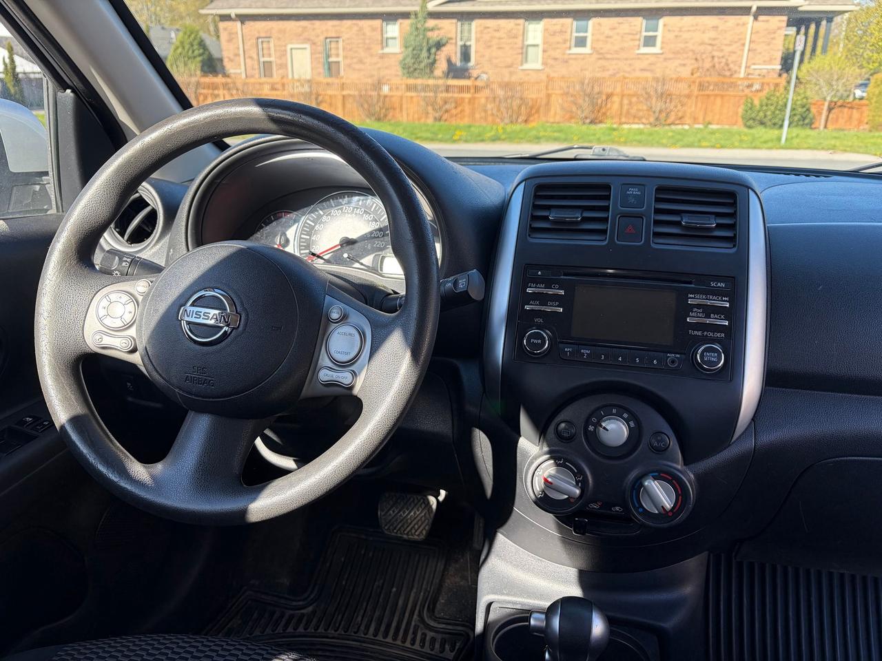2015 Nissan Micra 4dr HB AUTO SV Photo