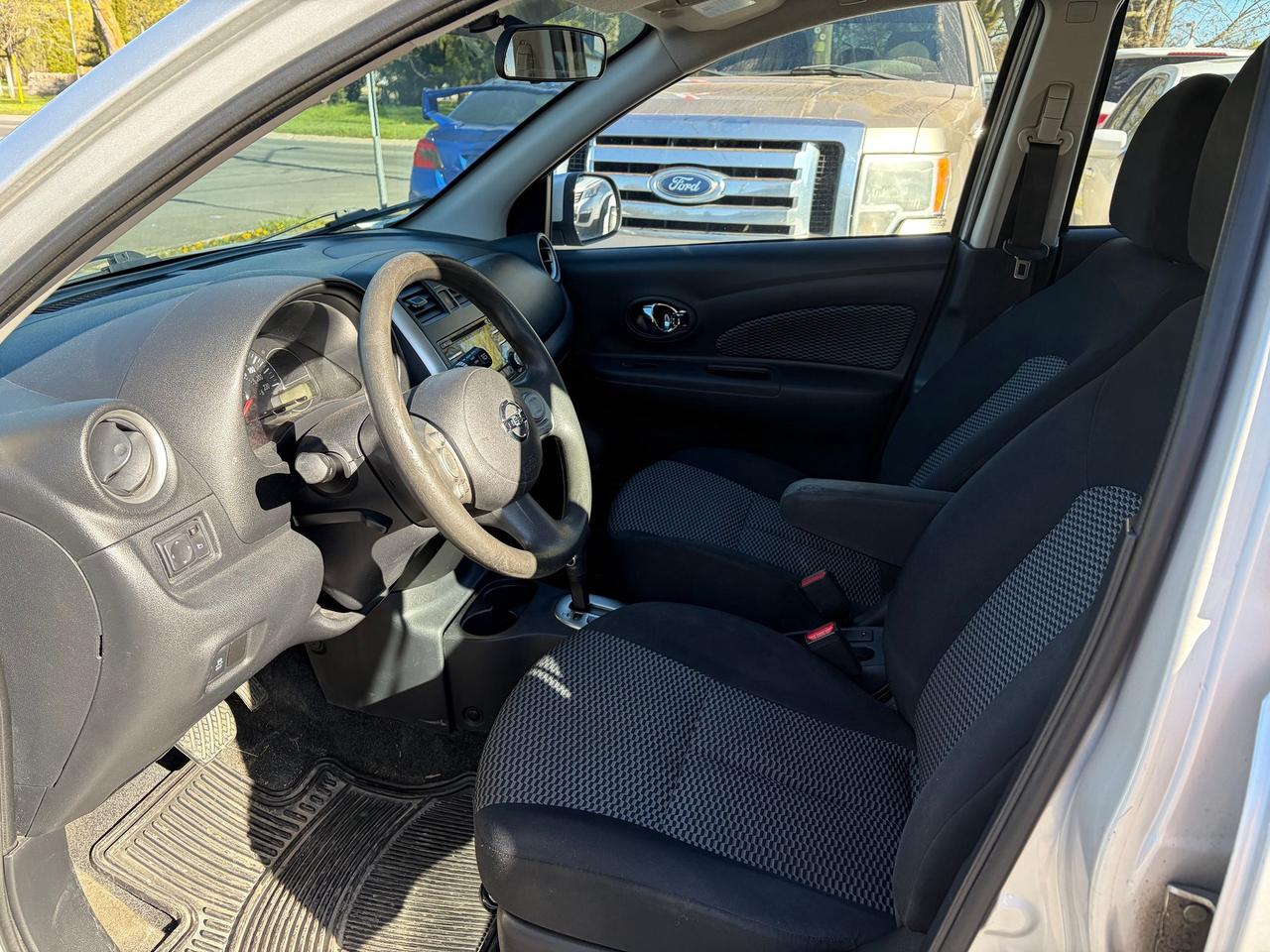 2015 Nissan Micra 4dr HB AUTO SV Photo