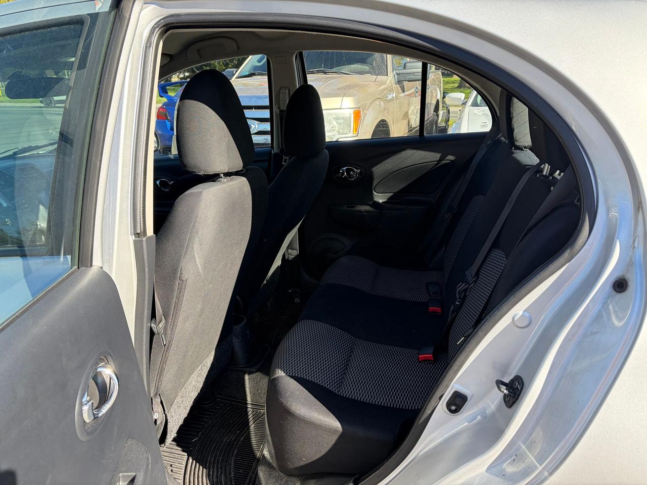 2015 Nissan Micra 4dr HB AUTO SV Photo