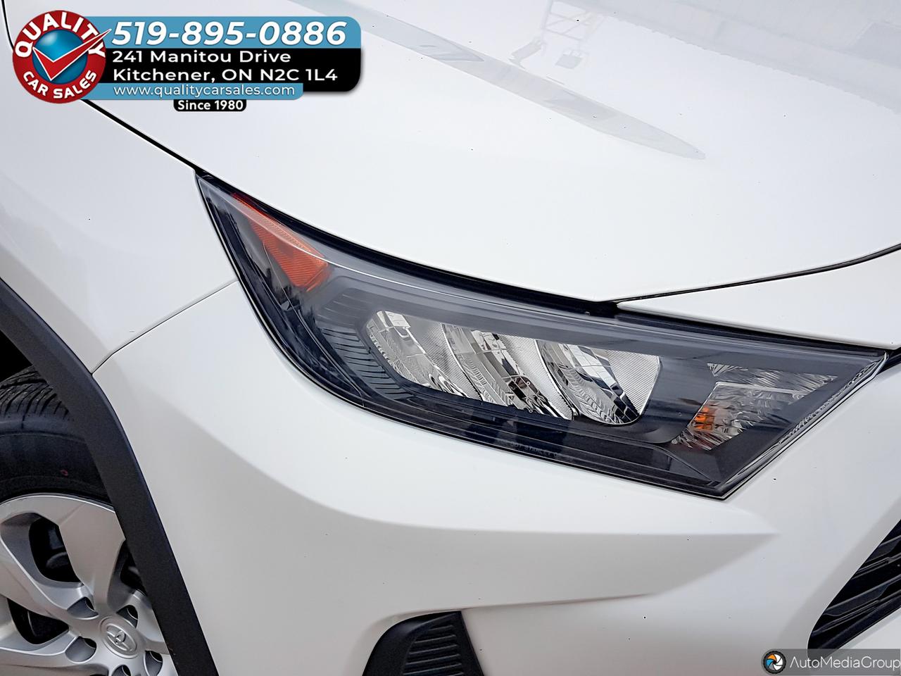 2022 Toyota RAV4 LE AWD *HEATED SEATS* Photo