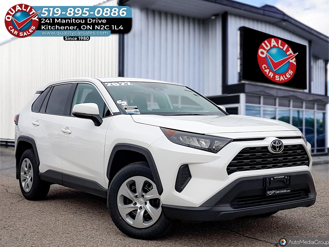 2022 Toyota RAV4 LE AWD *HEATED SEATS* Photo