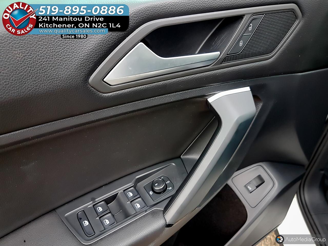 2019 Volkswagen Tiguan Comfortline 4MOTION *LEATHER-SUNROOF-NAVIGATION* Photo