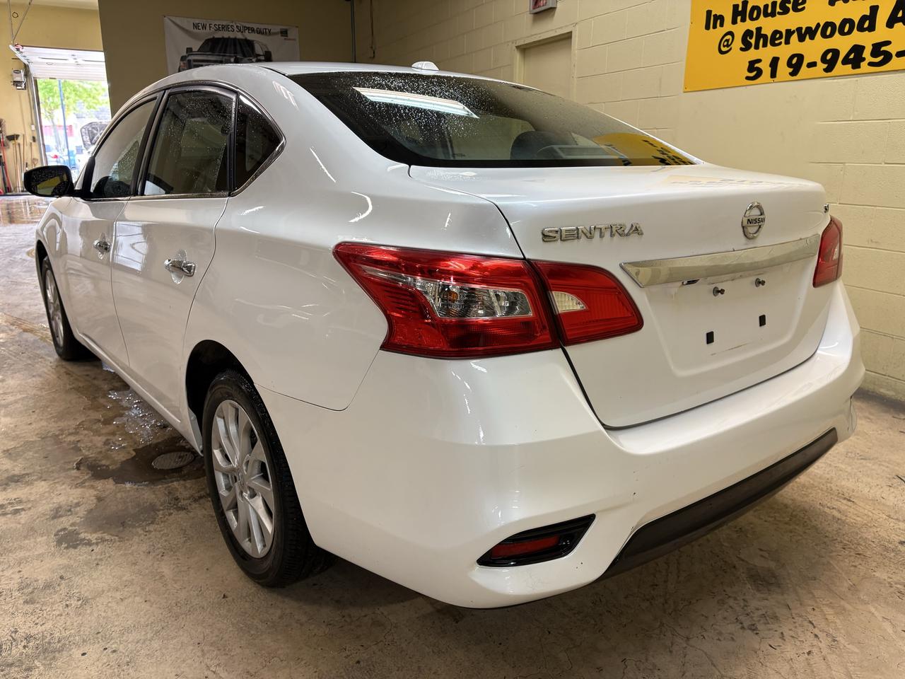 2018 Nissan Sentra S Photo3
