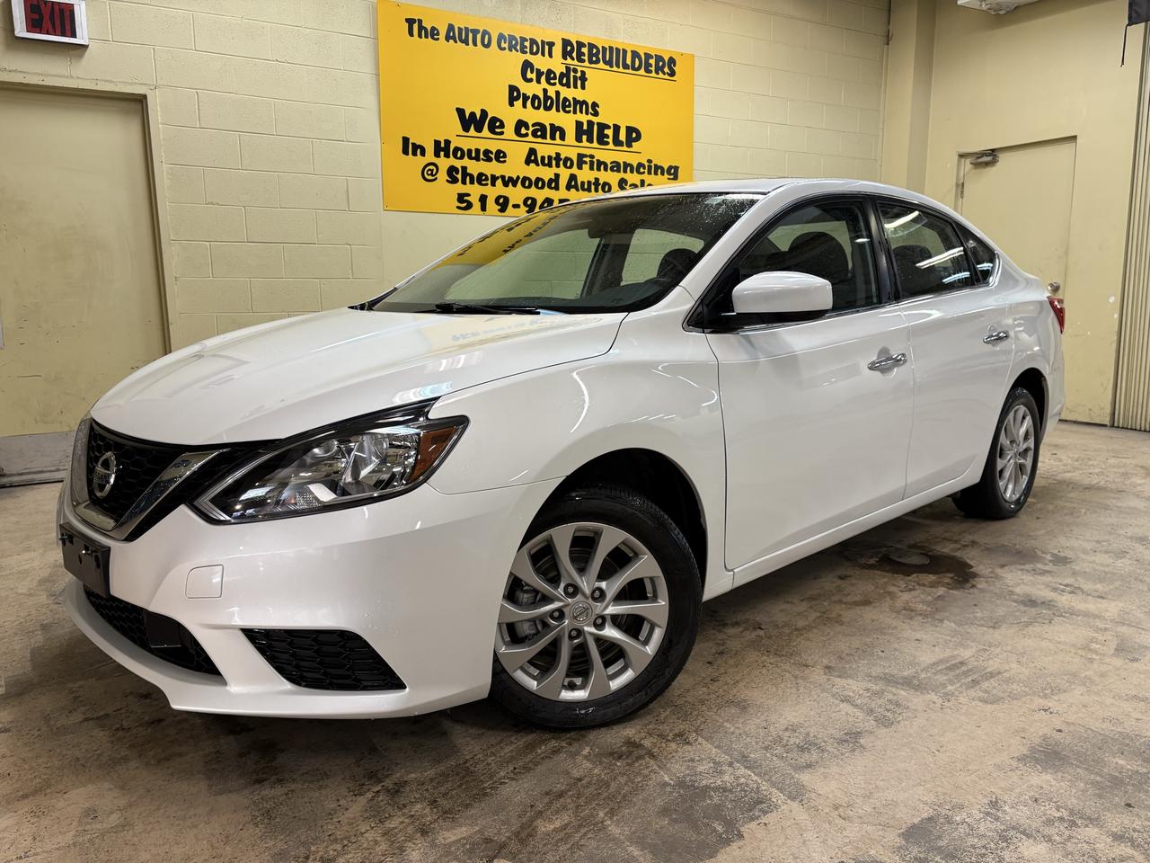 2018 Nissan Sentra S Photo1