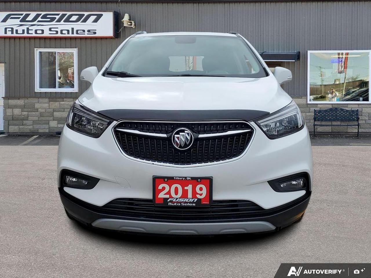 2019 Buick Encore Sport Touring-REMOTE START-BACK UP CAMERA-BLUETOOT Photo