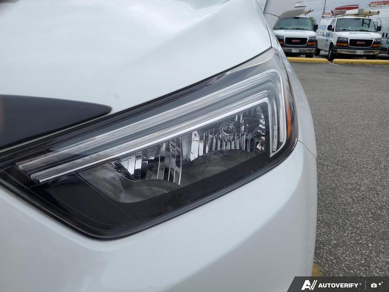 2019 Buick Encore Sport Touring-REMOTE START-BACK UP CAMERA-BLUETOOT Photo