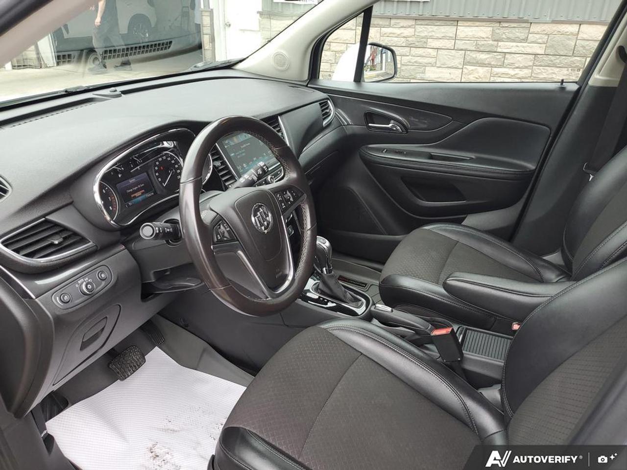 2019 Buick Encore Sport Touring-REMOTE START-BACK UP CAMERA-BLUETOOT Photo