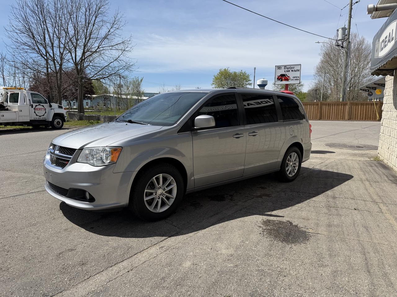 2020 Dodge Grand Caravan PREMIUM PLUS Photo