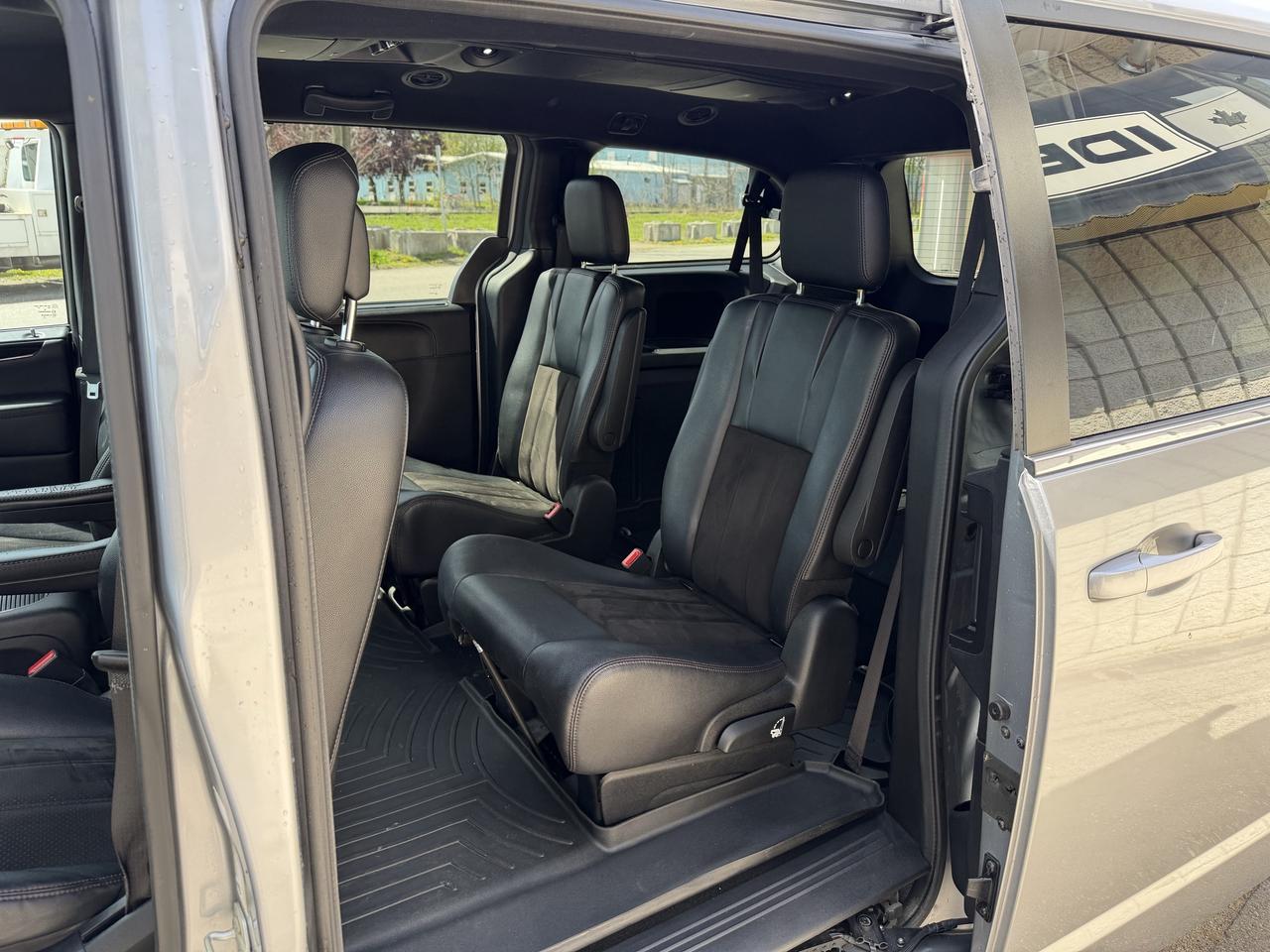 2020 Dodge Grand Caravan PREMIUM PLUS Photo