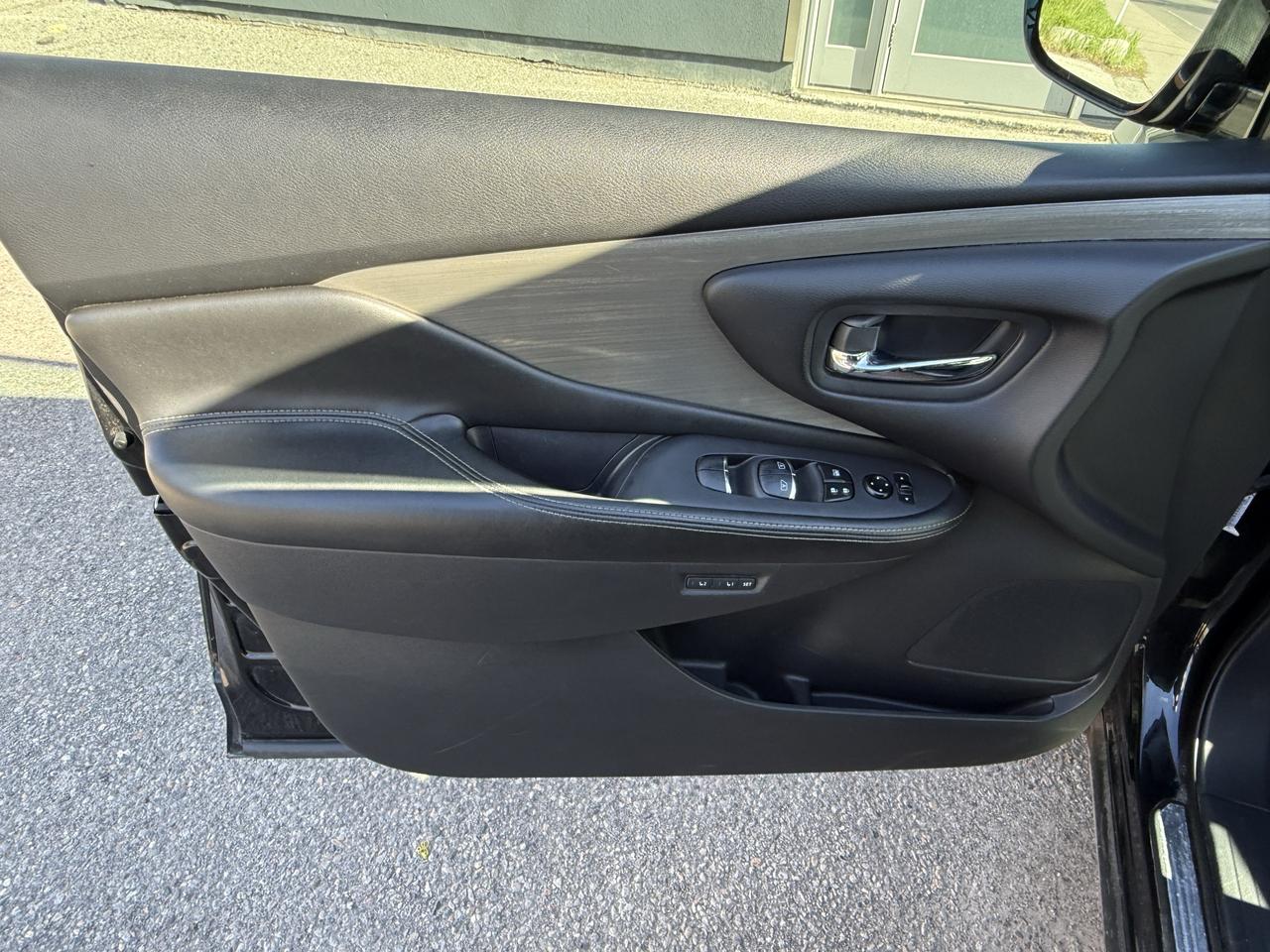 2015 Nissan Murano SL Photo