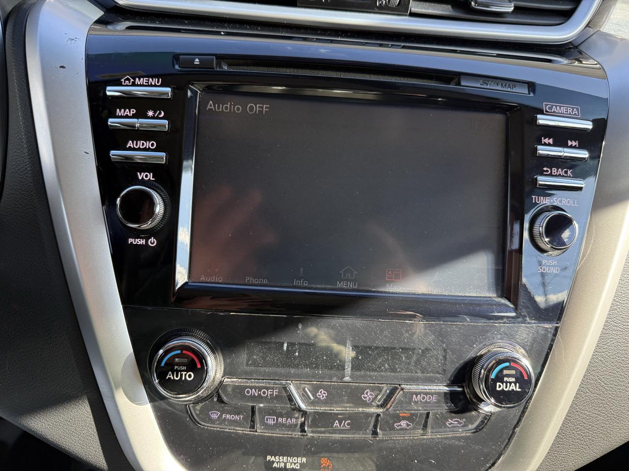 2015 Nissan Murano SL Photo