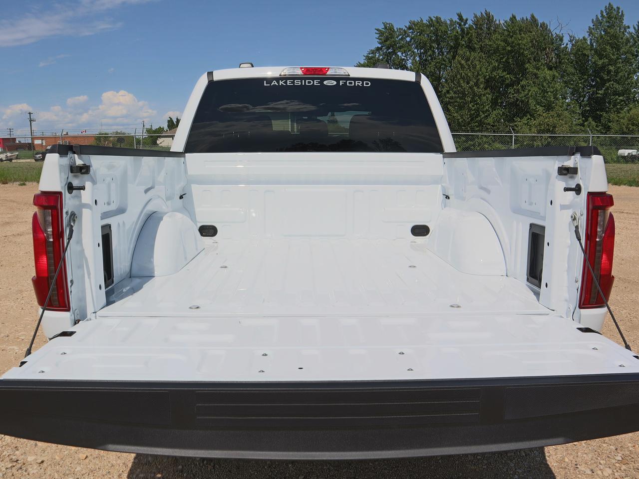 2026 Ford F-150 STX Photo4
