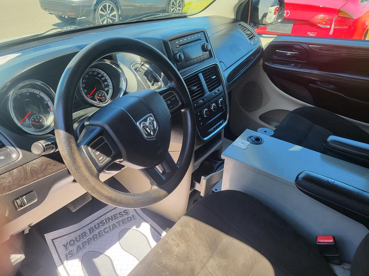 2015 RAM Cargo Van Tradesman Photo4